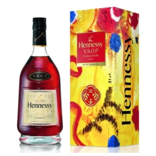  - Hennessy V.S.O.P Privilège CNY 2022 Limited Edition 70CL